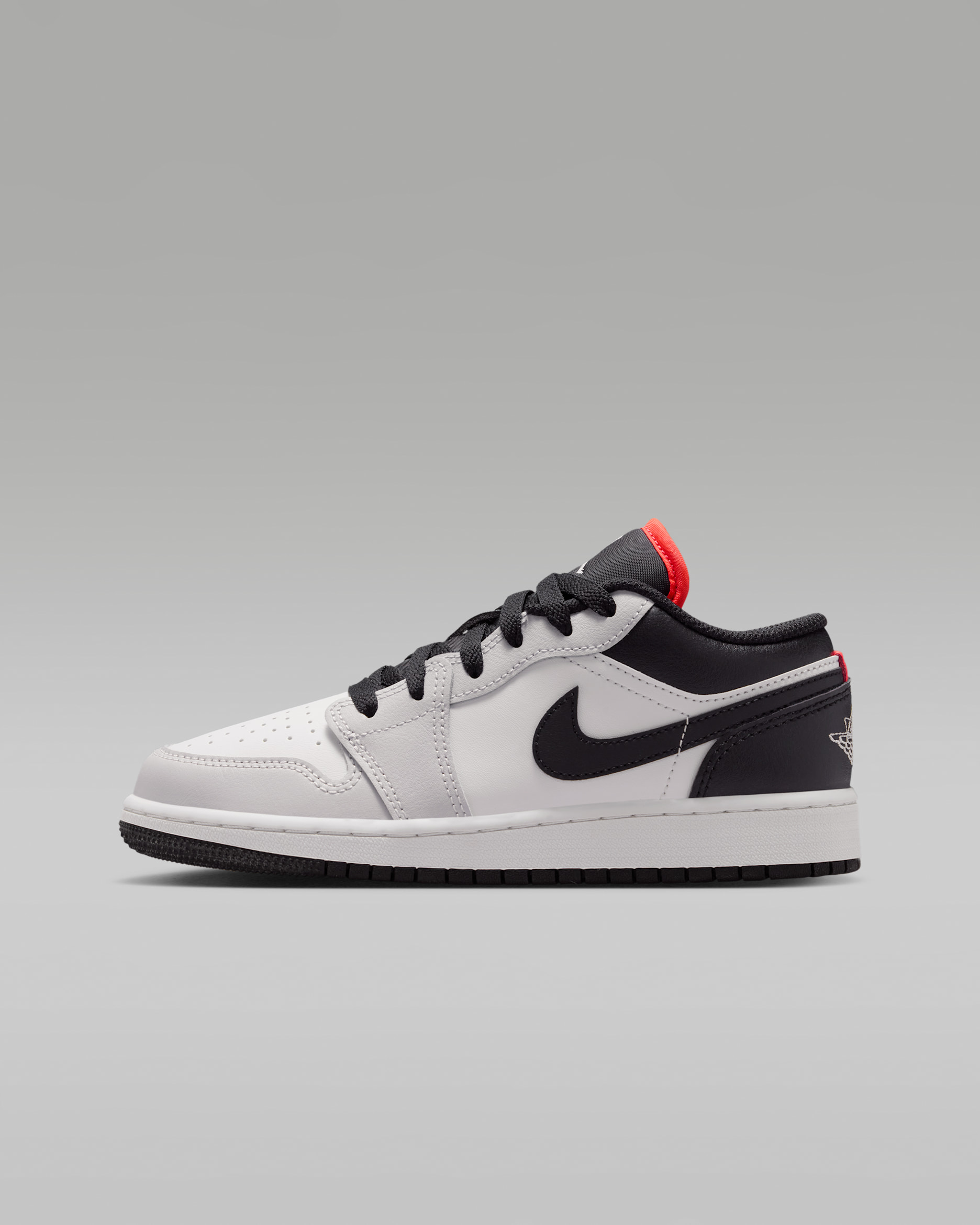 Air Jordan 1 Low Big Kids' Shoes. Nike.com